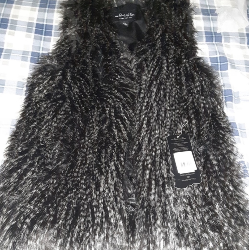 Faux fur vest
